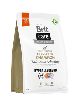 BRIT CARE Dog Hypoallergenic Dog Show Champion Salmón y Arenque 3kg
